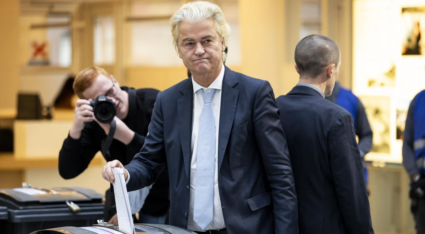 Wilders says he looks forward to returning to opposition as far-right PVV leader