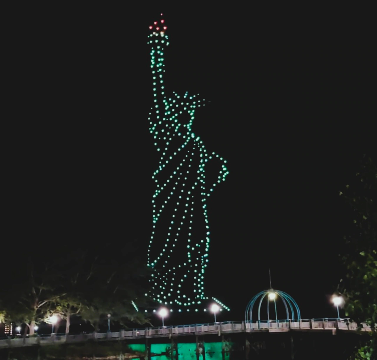 500 drones to hover over downtown Grand Rapids as part of Veterans Day tribute