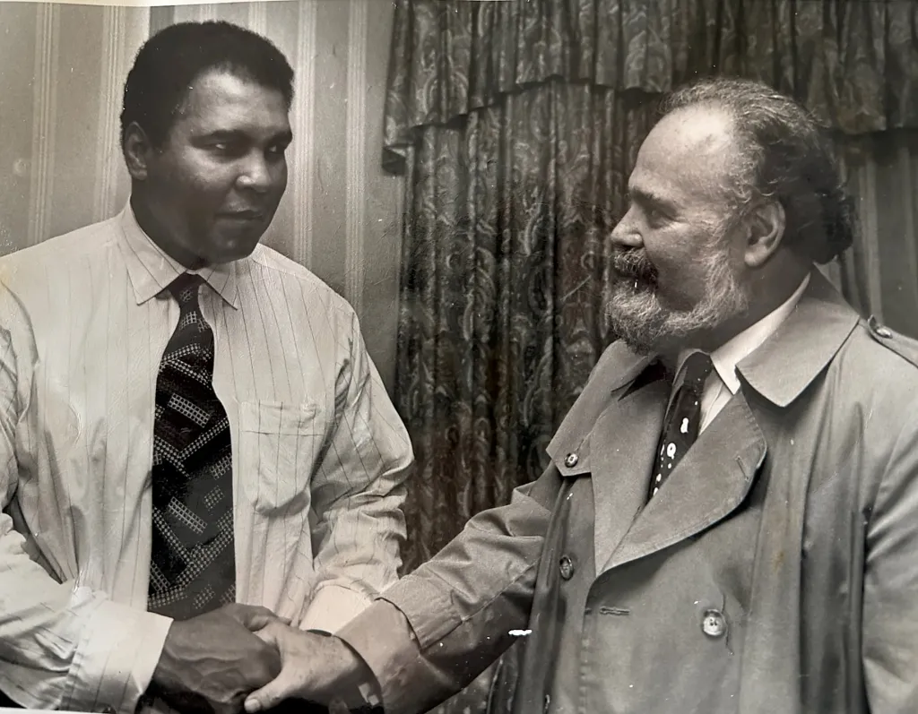 Bob Sales a newsman 'addicted' to success of the Herald