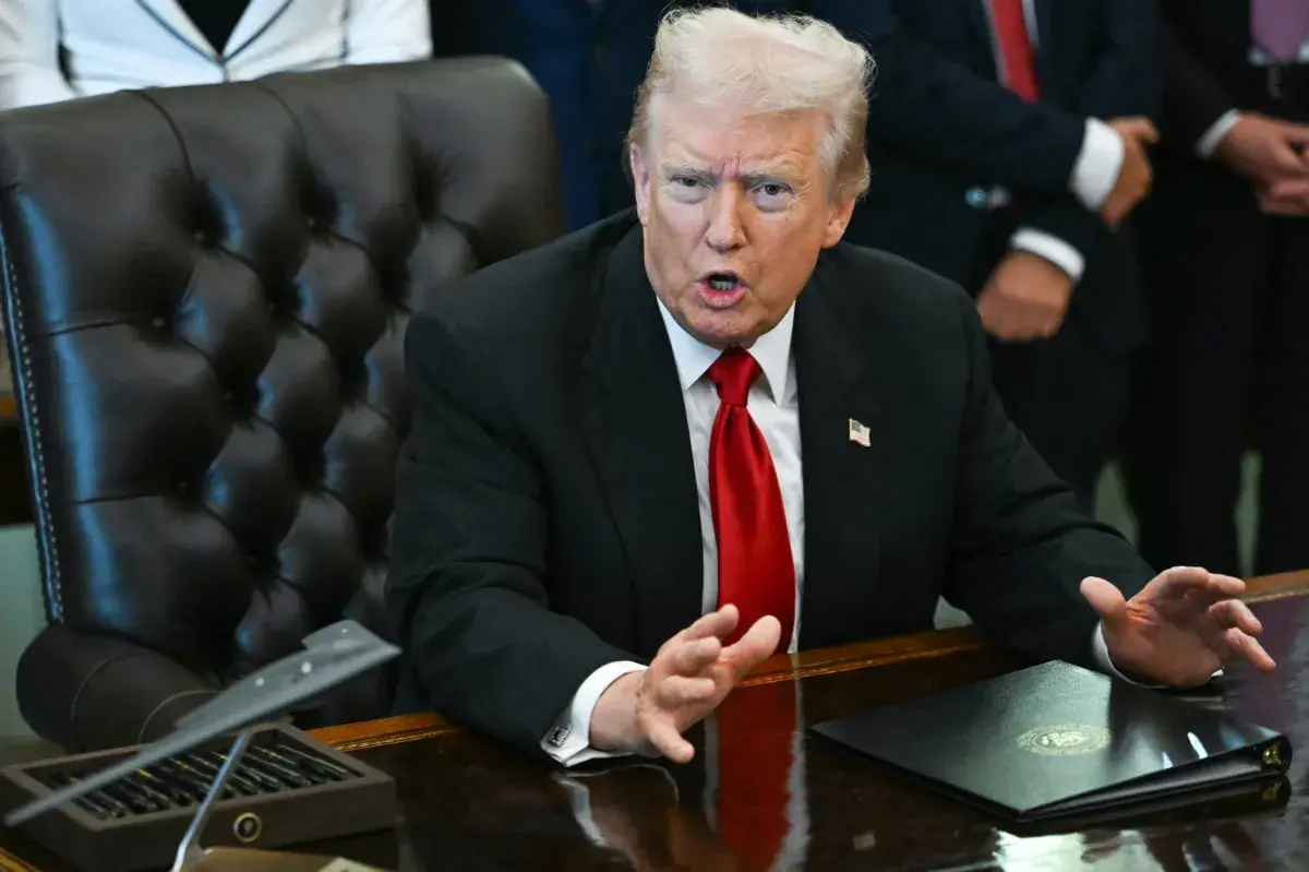 Donald Trump Pardoning Republicans Sentenced to Prison Sparks Fury