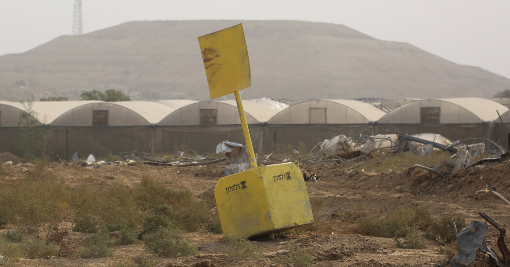 Scores of Palestinian Militants Still in Israeli-Controlled Parts of Gaza, Officials Say