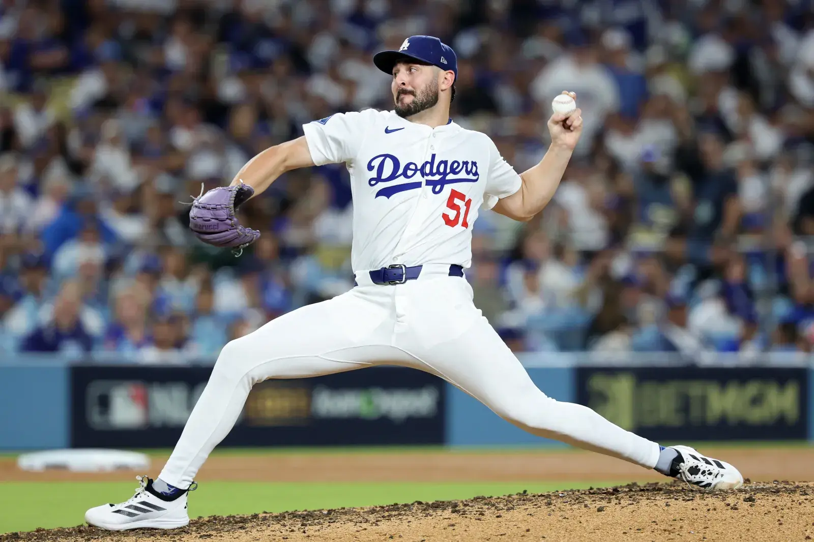 Dodgers Make Alex Vesia Contract Decision As He Continues to Deal With Personal Matter