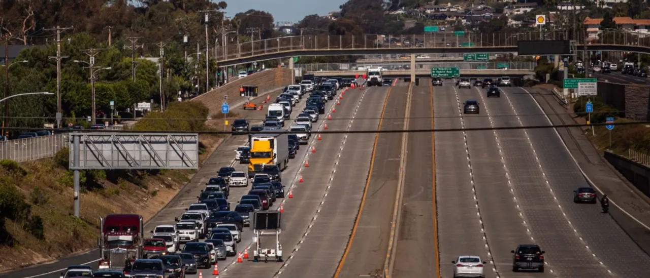 6- And 8-Year-Old Kids Help With Life-Saving Measures After Father Gets Stabbed On Side Of Road