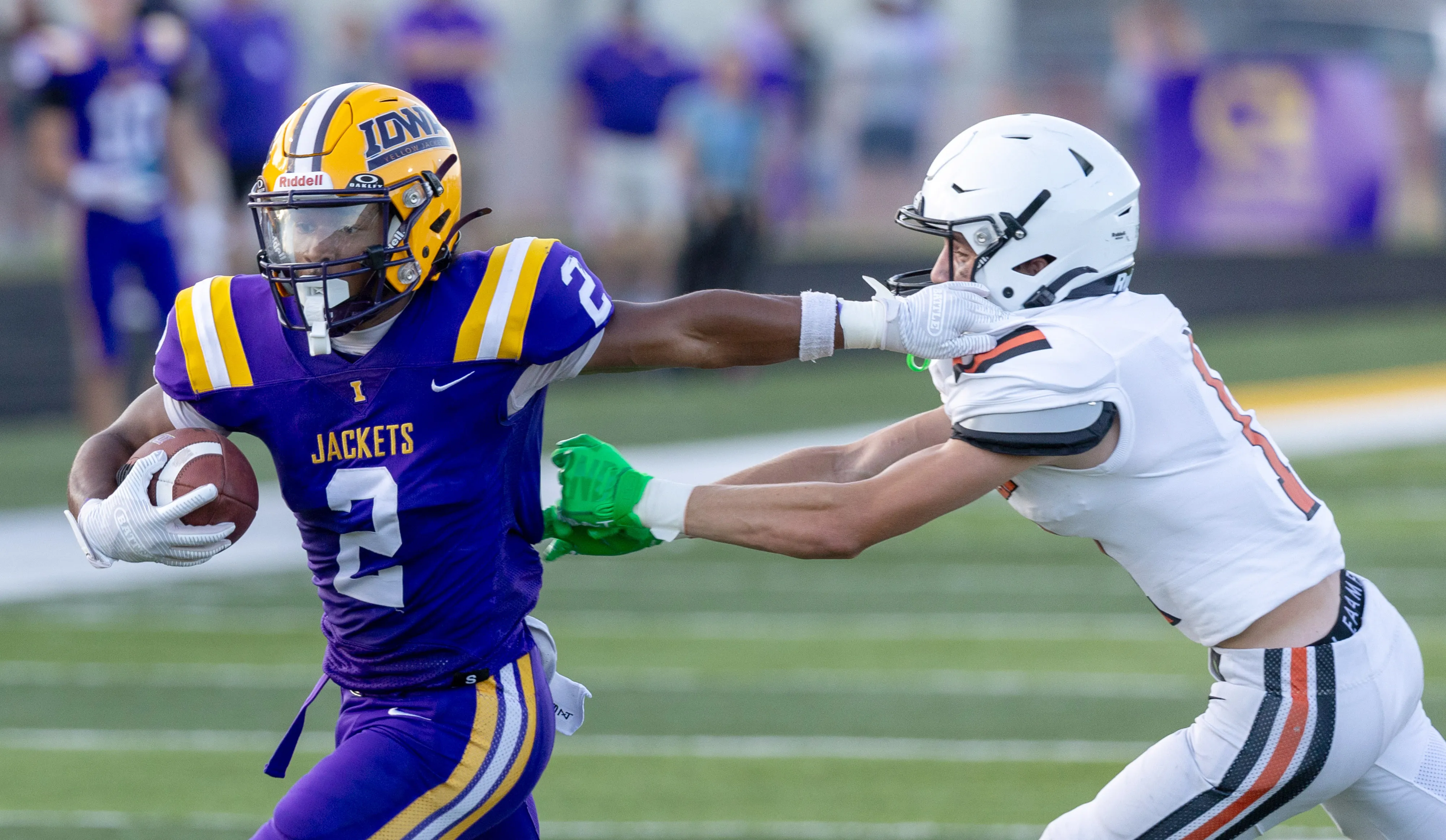 Yellow Jackets chase perfect 10