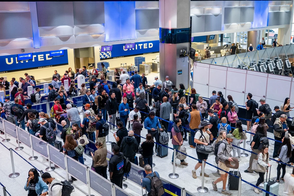FAA airport shutdown live updates: Nation’s biggest travel hubs brace for impacts from 10 percent cut in flights