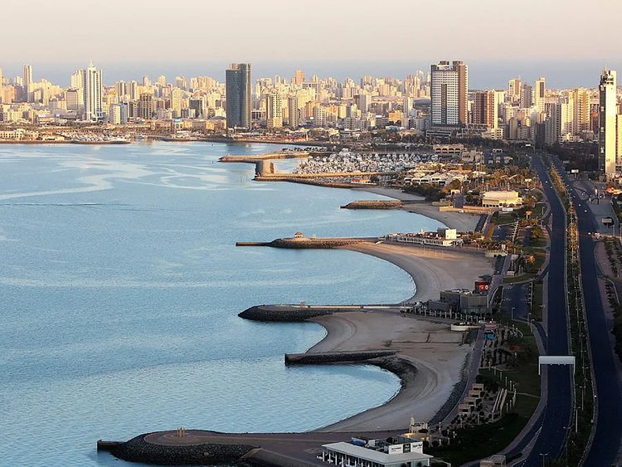 Kuwait non-oil economy gains speed in October with stronger orders and hiring