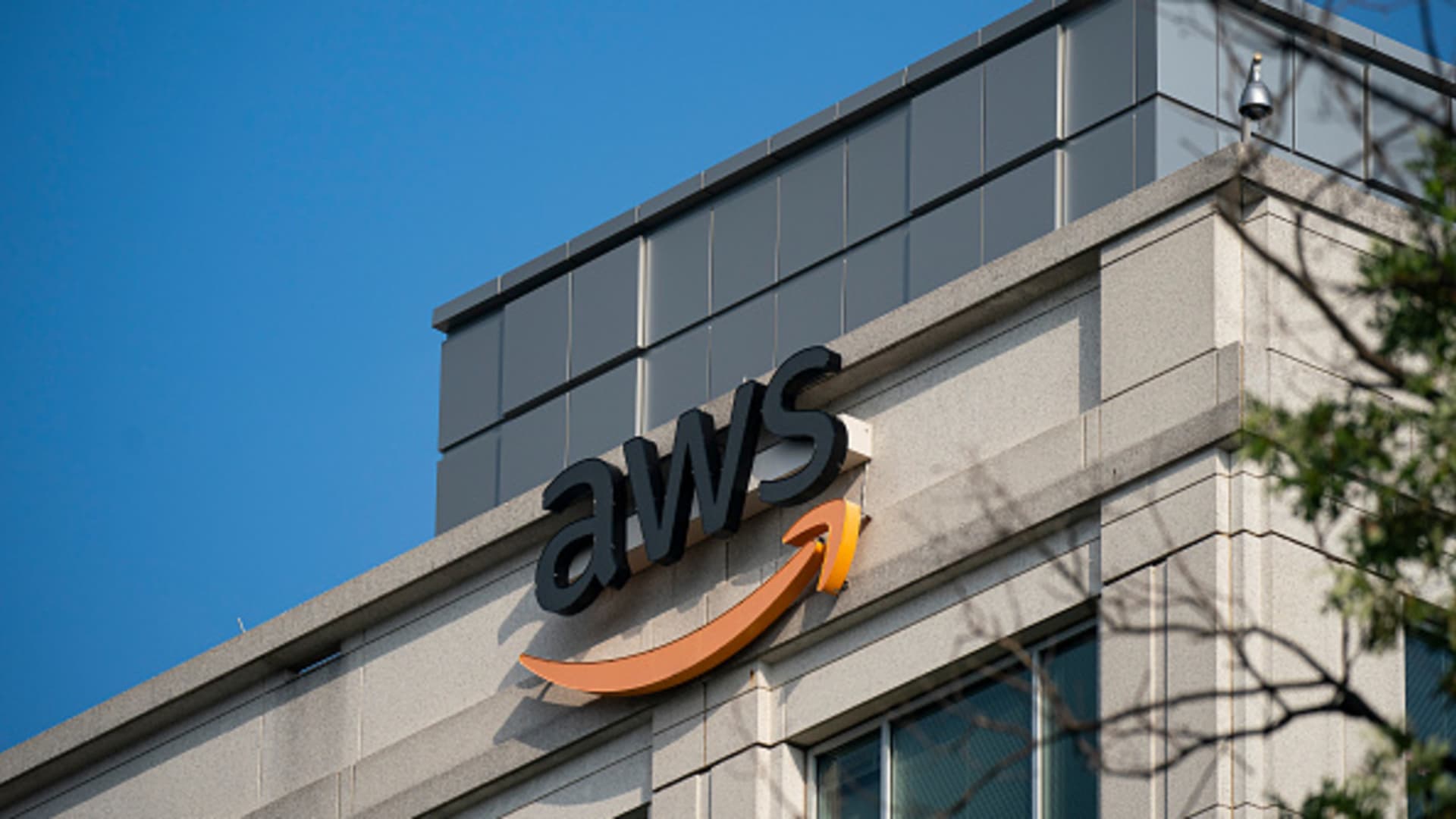 CNBC Daily Open: It's a bad time to be a tech investor - or employee