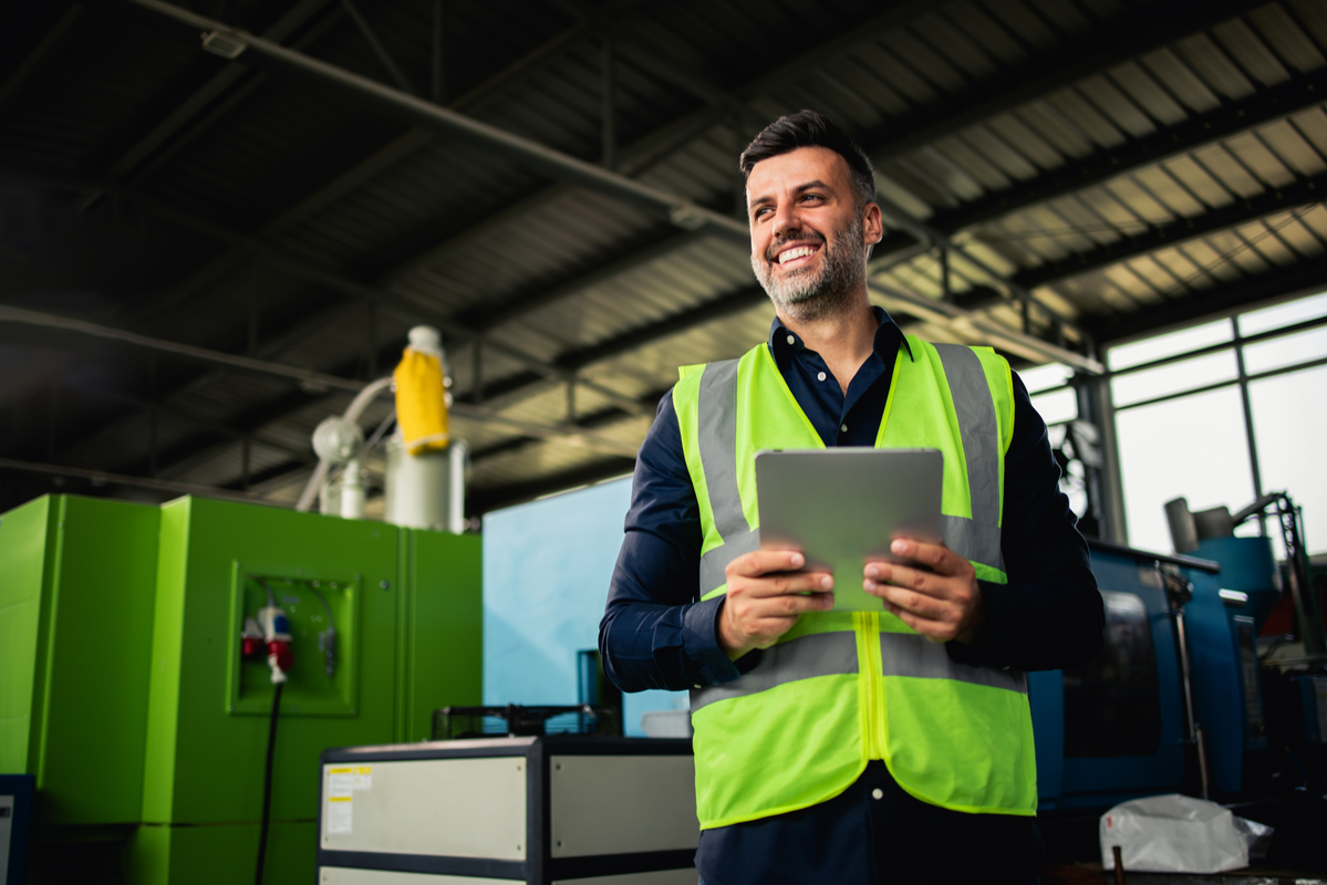 Is Sonoco Stock a Buy After Its Chairman of the Board Bought Over 2,500 Shares?