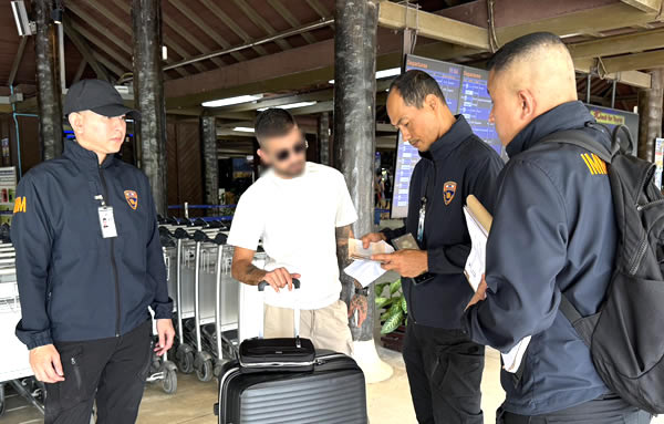 Israeli armed robber arrested at Koh Samui Airport on Sunday trying to board a plane out of Thailand