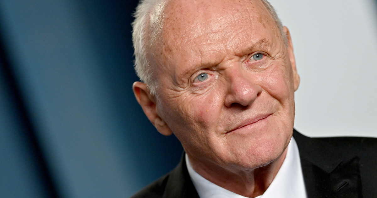 Anthony Hopkins Recalls Moment He Realized He Had a Drinking Problem