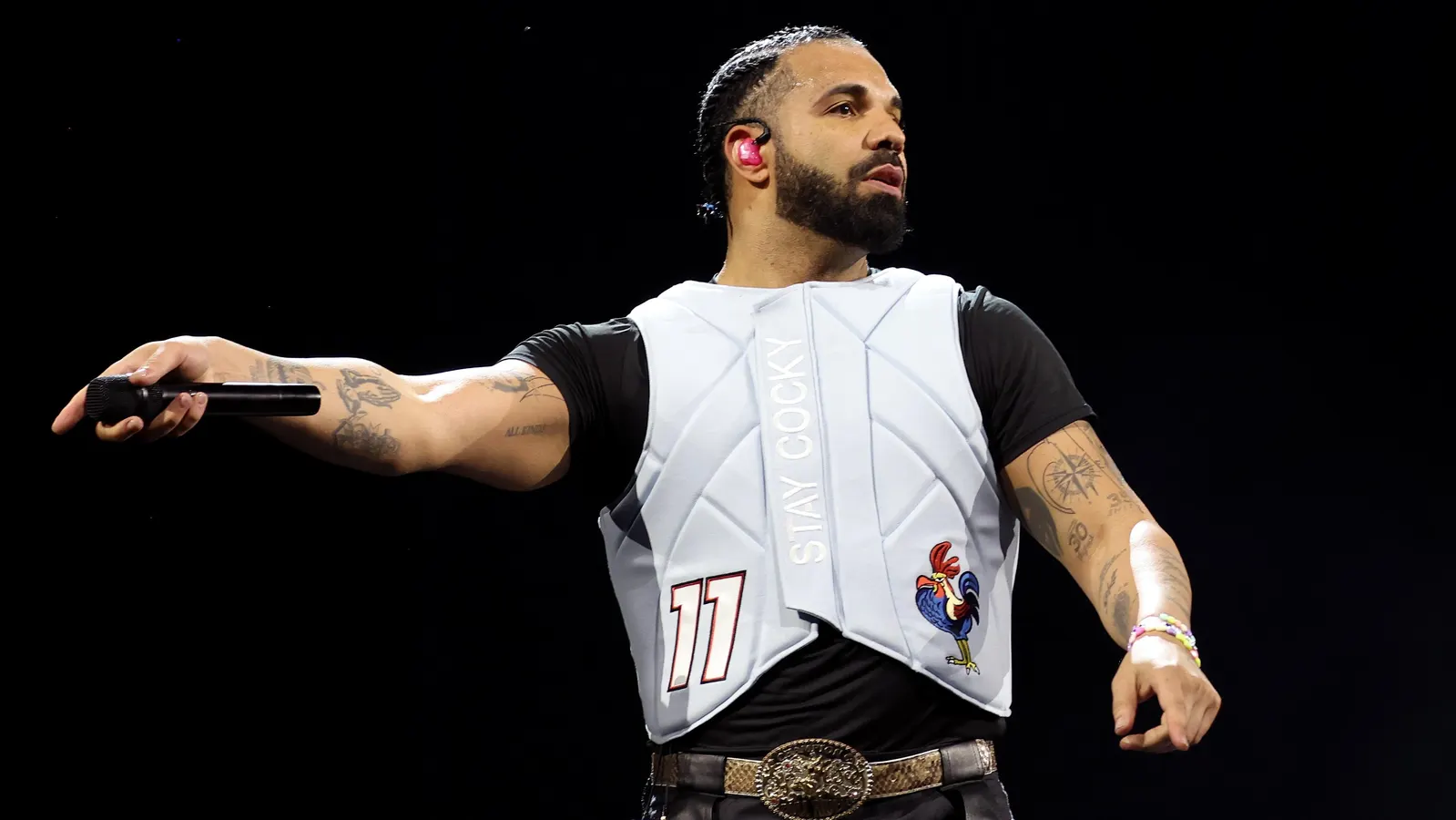 Drake, Adin Ross And Stake Online Casino Sued For ‘Deceptive’ Online Gambling Practices