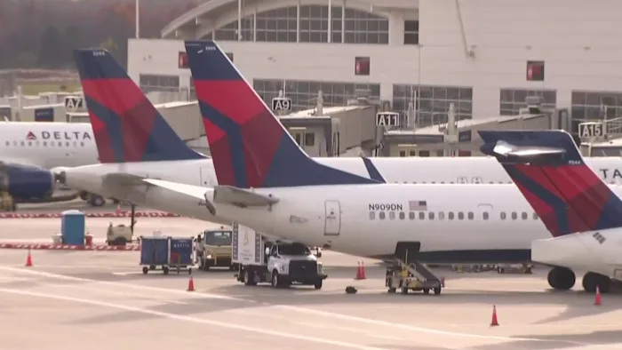 Government shutdown to force FAA flight cuts at 40 airports, including Detroit Metro