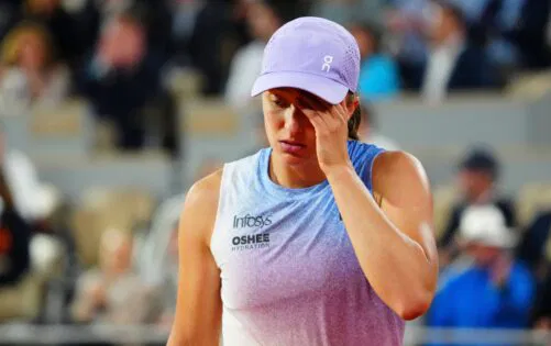 Iga Swiatek Finds Support From Ex-Wimbledon Finalist As Scheduling Chaos Sparks Fresh Concerns: “Destroying Everyone”