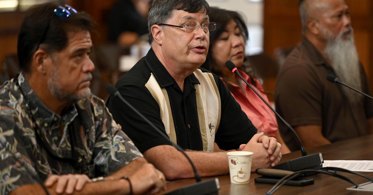 $18K pay increase for GSWA general manager Slike; car crusher program faces new challenge