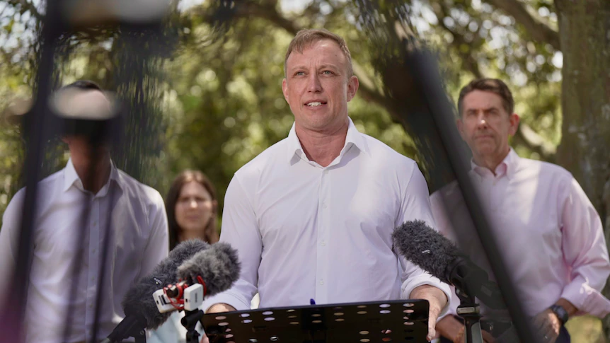 Qld opposition leader accuses LNP of being elected on 'four-word slogan'