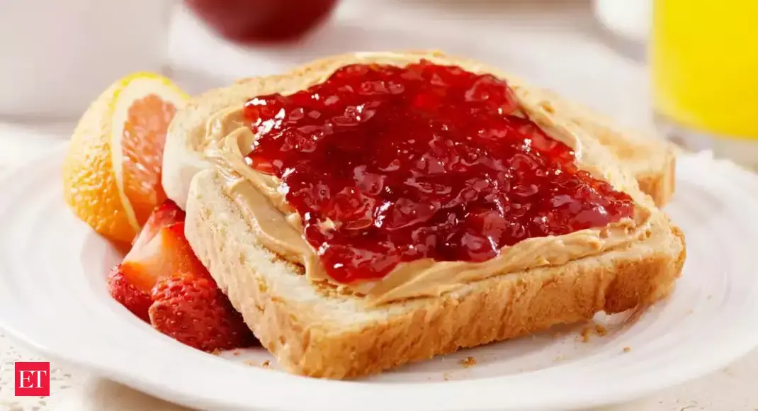 5 health risks of eating white bread toast for breakfast