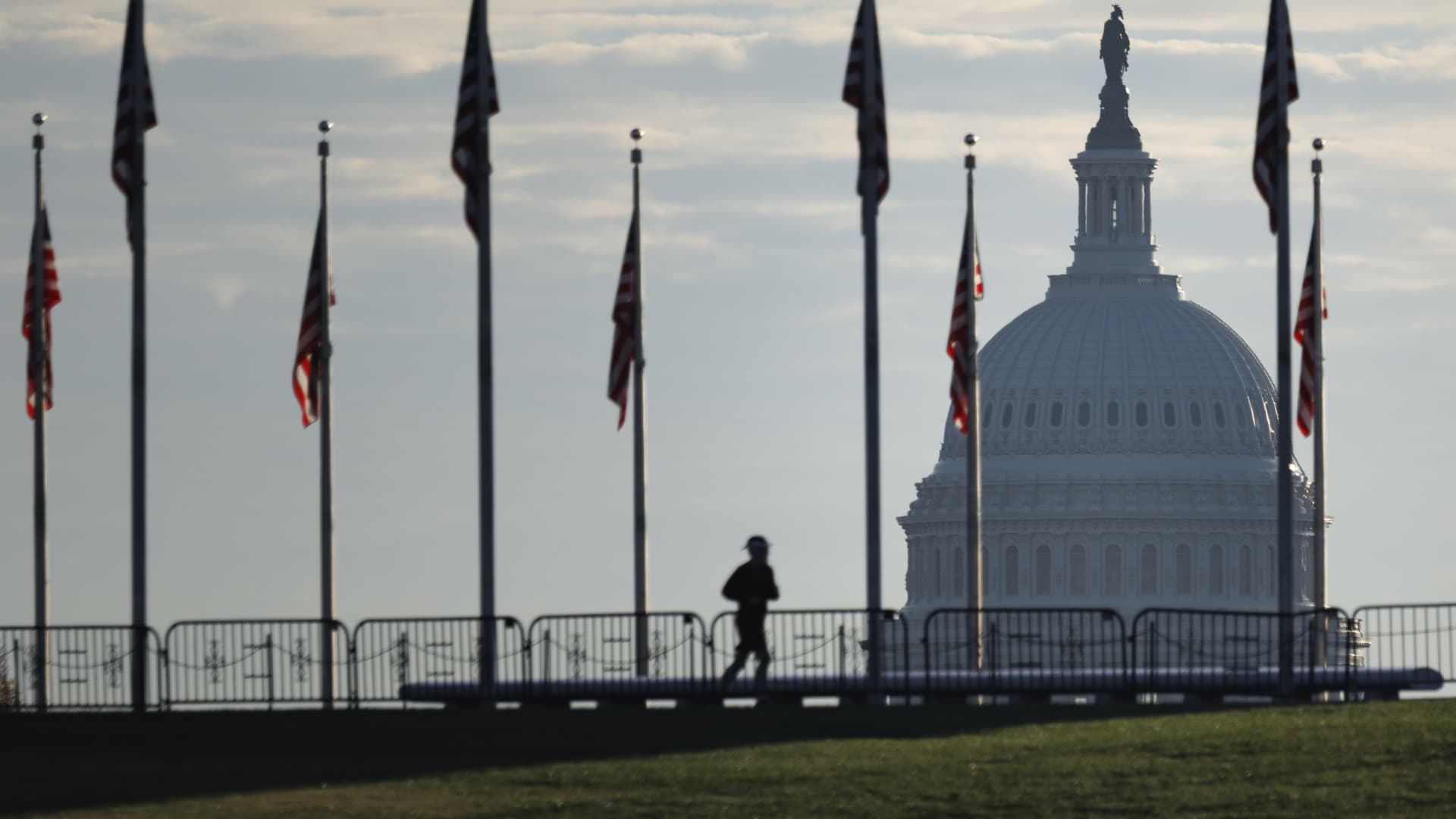 Federal workers at risk of more missed paychecks as shutdown continues