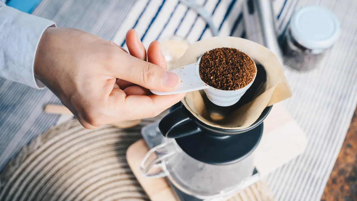 How to Use the 'Golden Ratio' to Brew a Perfect Pot of Coffee for Your Holiday Guests