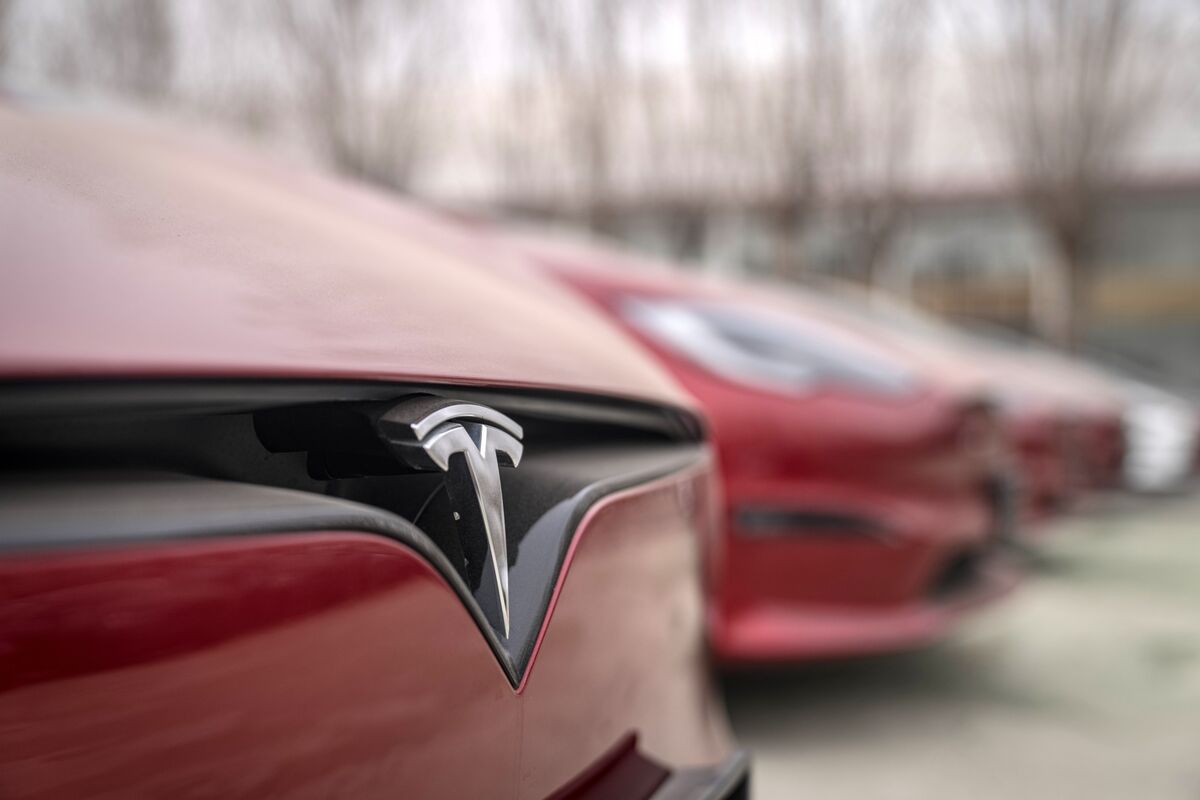 Musk Says China Set to Fully Approve Tesla’s (TSLA) FSD Early Next Year