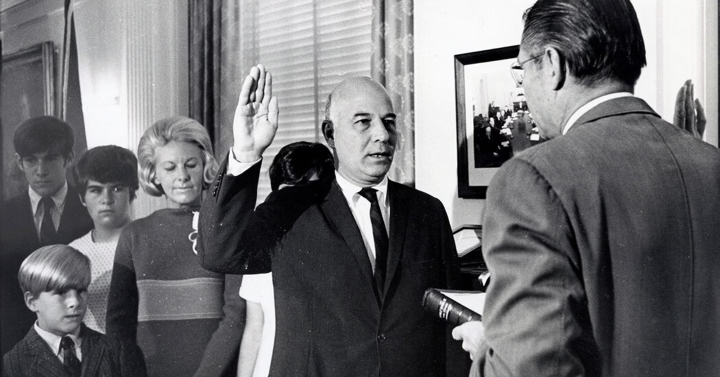 Paul Ignatius, 104, Navy Secretary and Vietnam-Era Defense Official, Dies