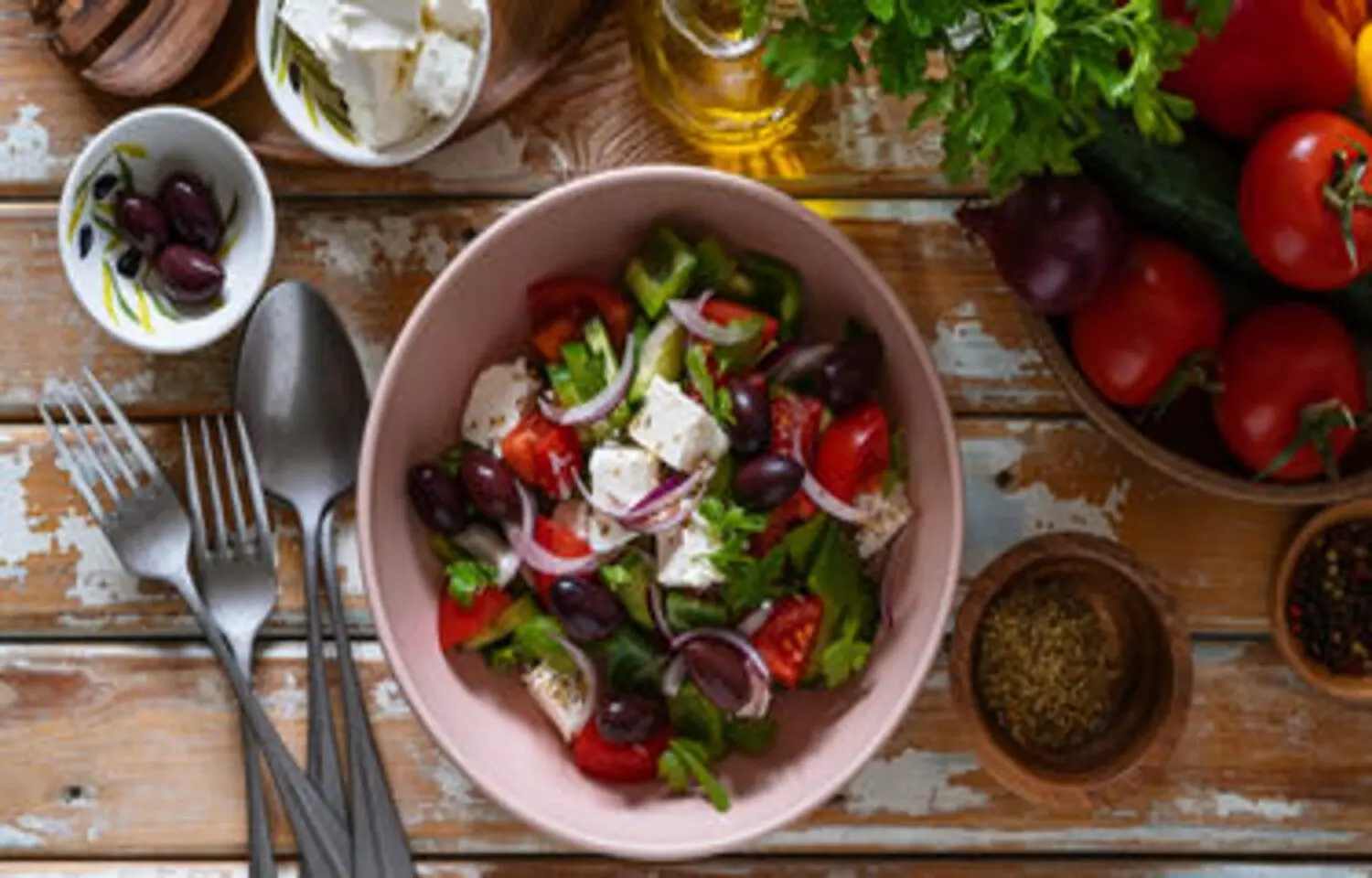 Mediterranean Diet Shows Superior Benefits for IBS: Study