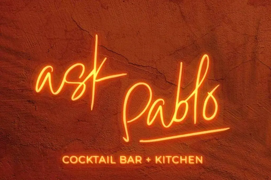 Kelowna council supports extended hours for downtown restaurant