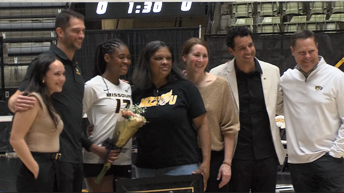 Mizzou volleyball falls short of upset against No. 2 Kentucky on senior night