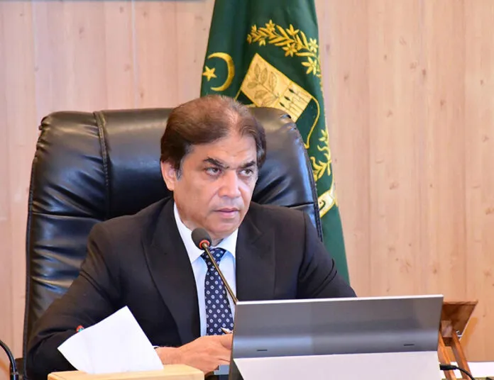 Railways to cut costs, improve connectivity, says Hanif Abbasi