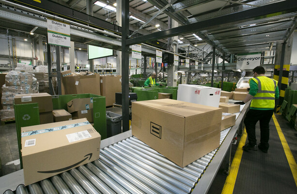 Don't send teabags, crisps or chocolate to loved ones in America this Christmas, says An Post