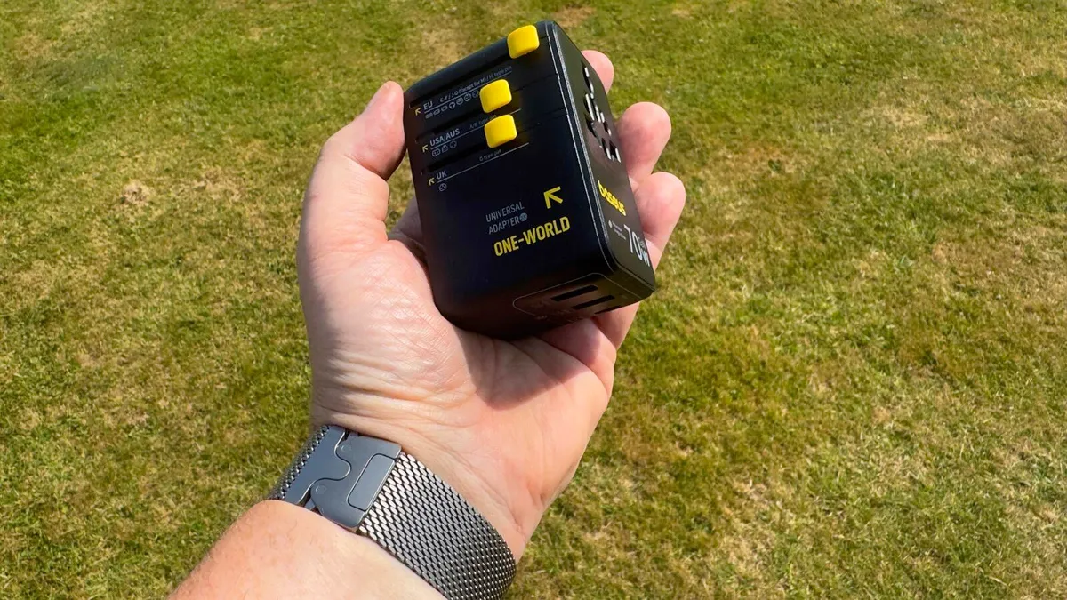 Finally, an international travel charger capable of powering my MacBook (and has a useful bonus)