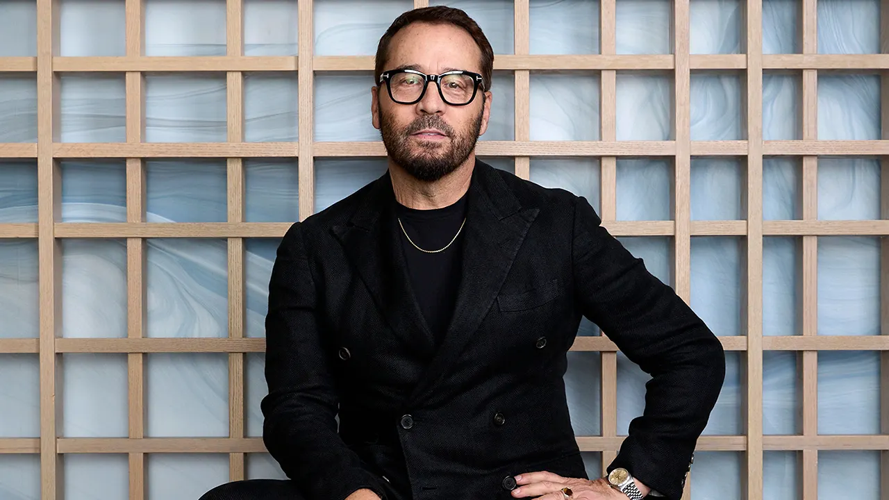 'Entourage' star Jeremy Piven says people are too easily triggered and need to hear each other out