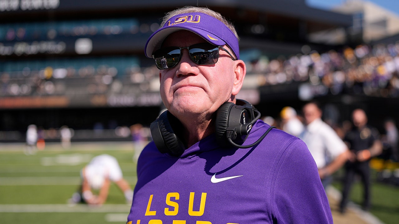 Brian Kelly wishes LSU football team well after coaching dismissal