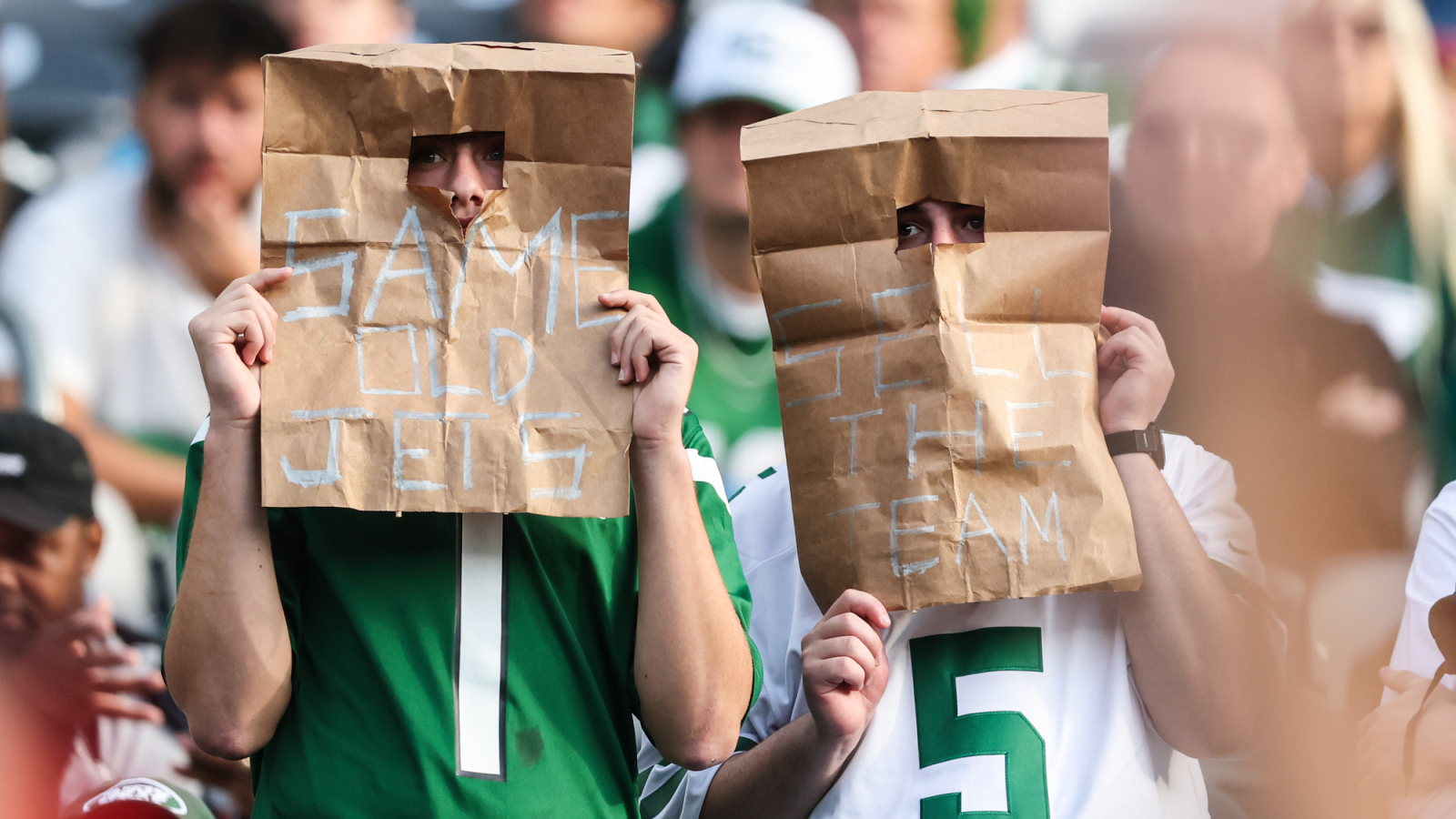 Young Jets fan addresses viral clip