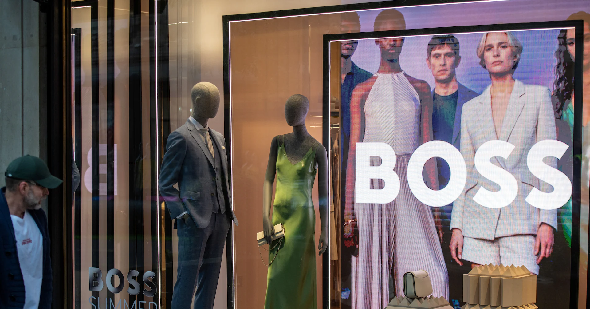 Hugo Boss expects sales, profit at low end of guidance - Reuters