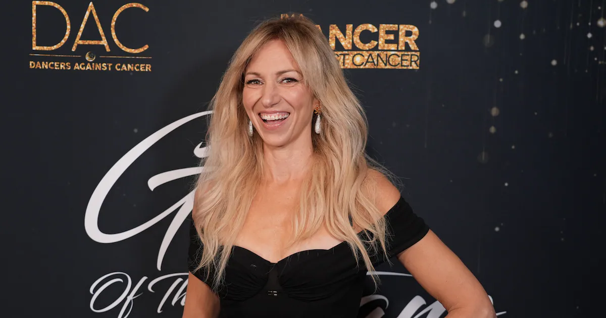 ’80s pop star Debbie Gibson to share her story at the MJCCA Book Fair