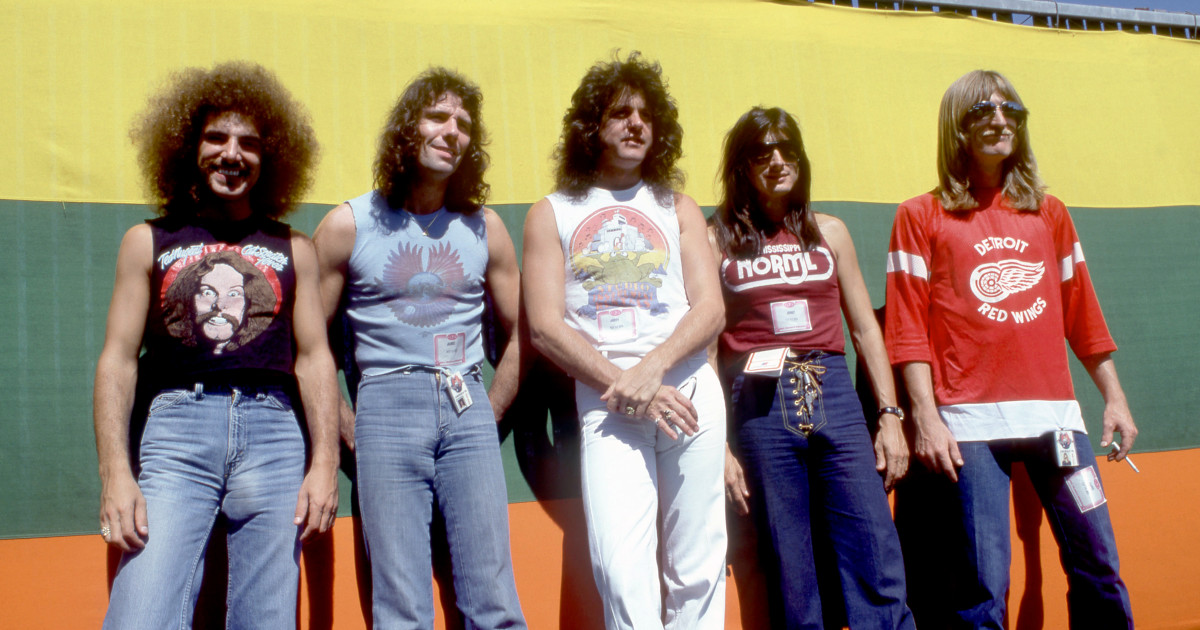 Journey Announces Details for Emotional Final Tour