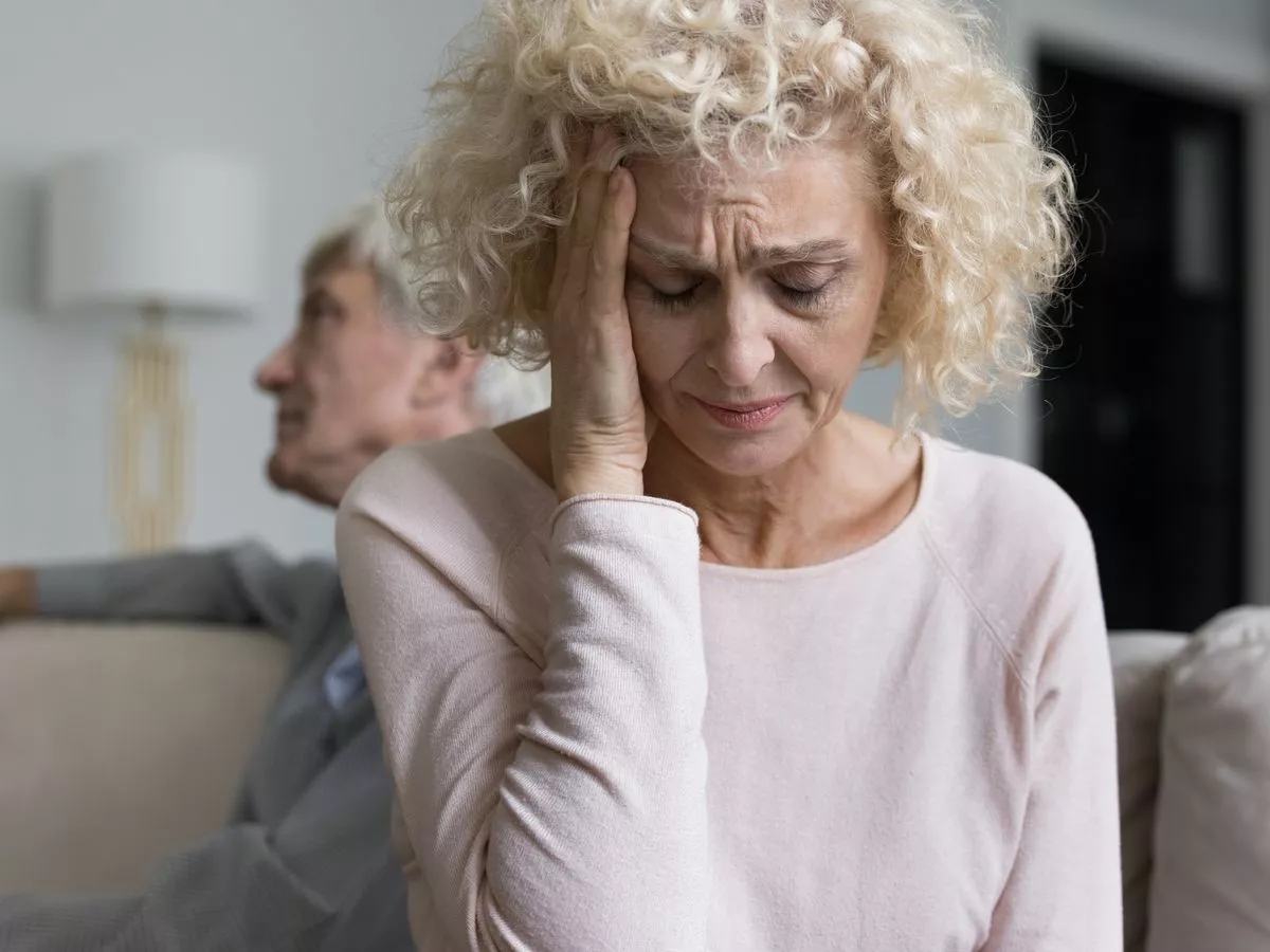 Dementia warning as three early signs could appear when talking to a loved one