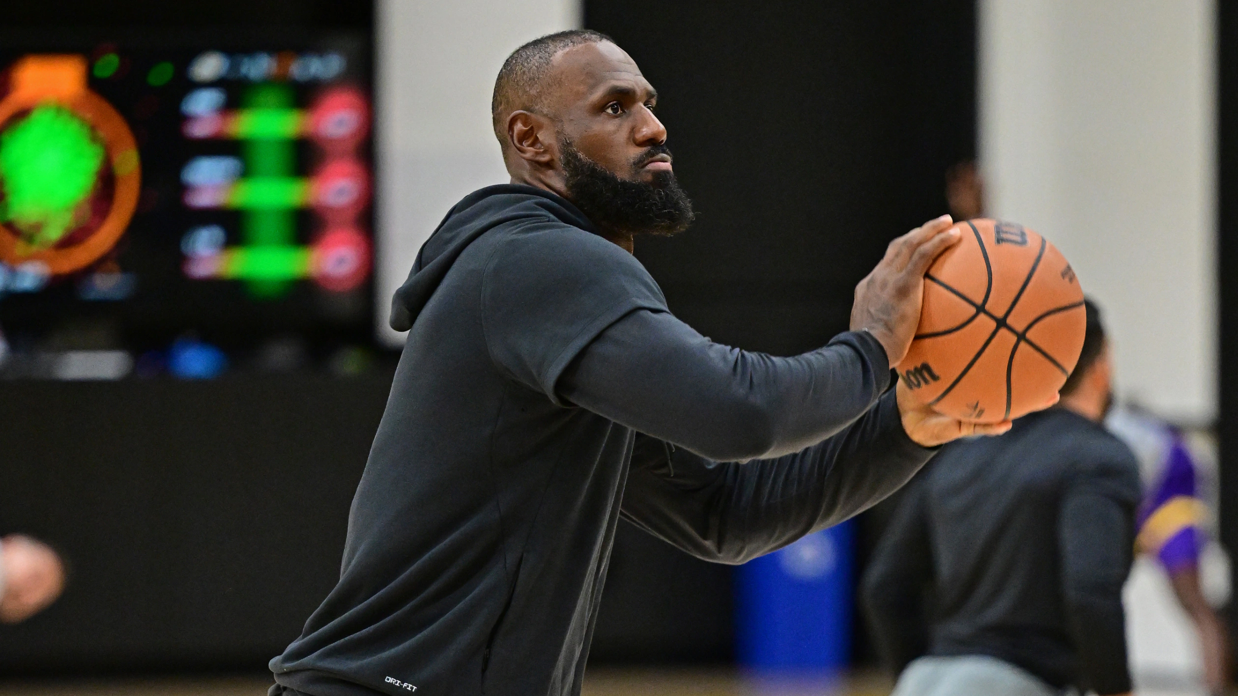 LeBron James ready for contact basketball activity as he works toward season debut