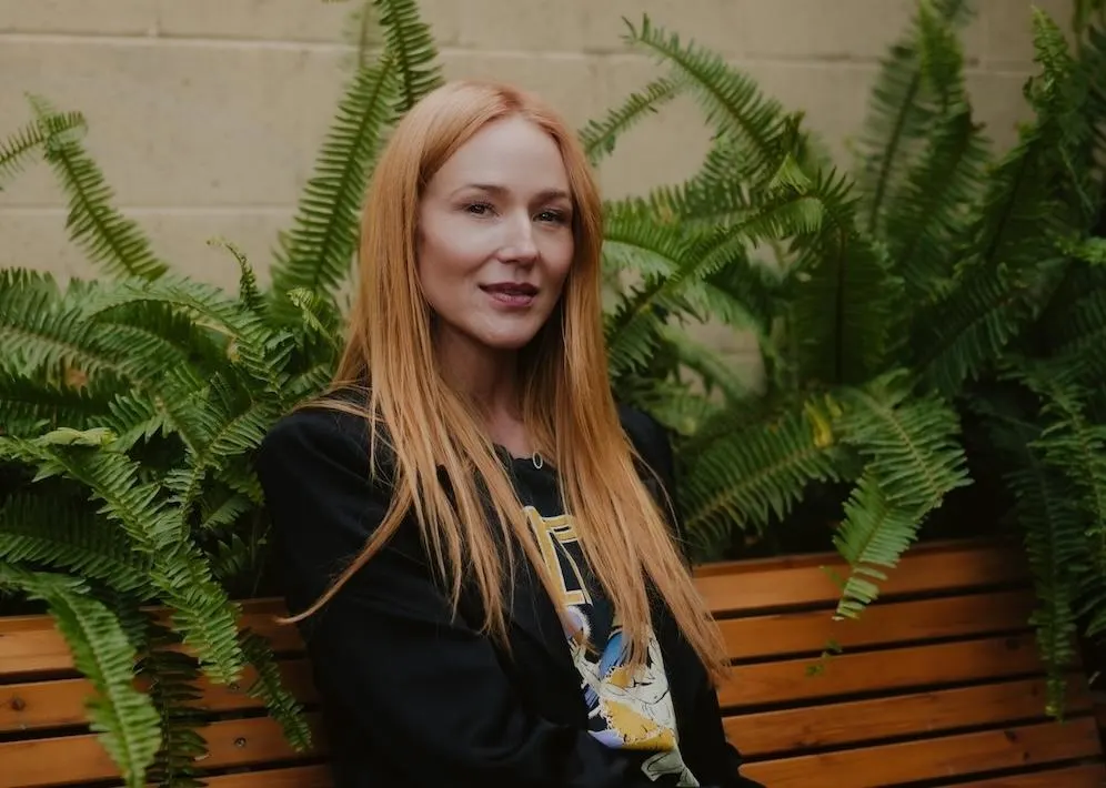 Jewel Walked Away From Fame To Save Herself-Now Her #NotAloneChallenge Is Reaching Billions