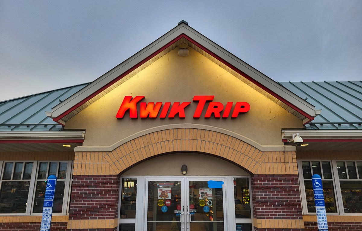 Kwik Trip Welcomes Fall With New Nachos & Something Sweet