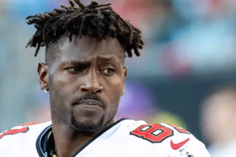 Antonio Brown Gives Up in First Statement After NFL Legend Arrested in Dubai