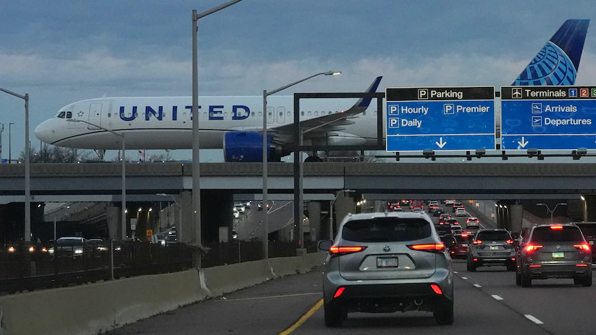 US flight chaos is looming as the shutdown bites. Here's the advice for travellers