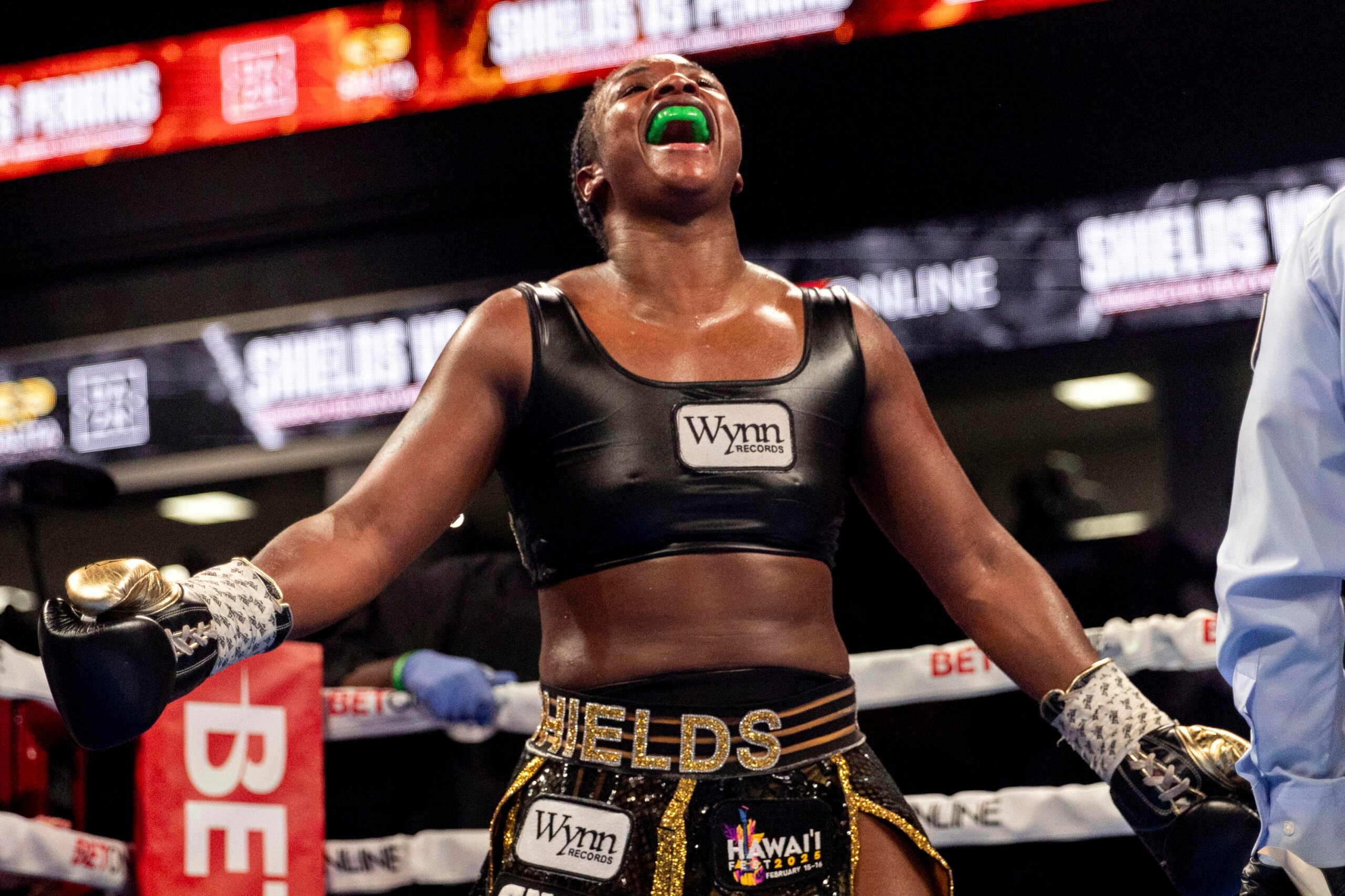 Women’s boxing champ Claressa Shields signs $8 million promotional deal, plans ring return in 2026