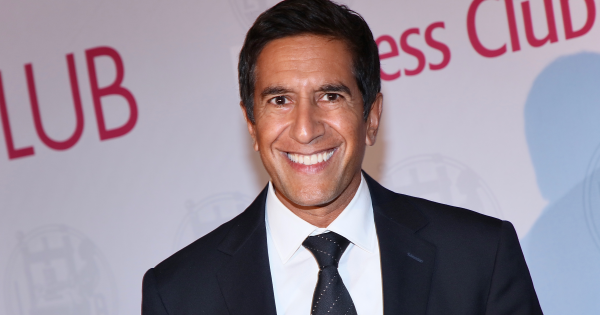 BRANDWEEKs Surgeon-Journalist Dr. Sanjay Gupta Is in Pursuit of Truth in Media