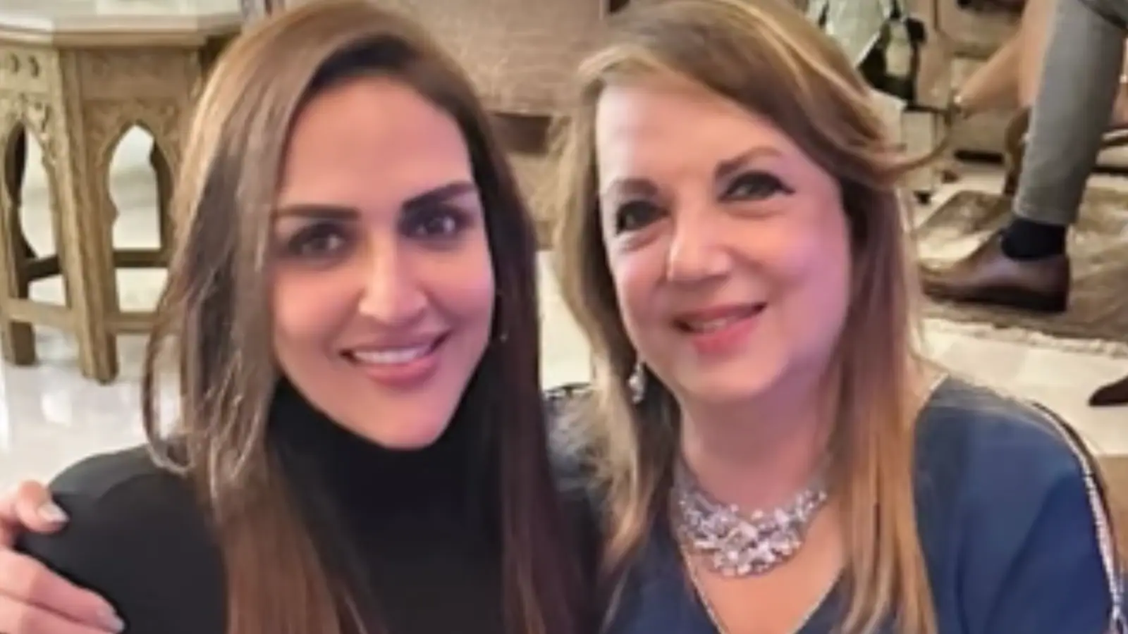 Saira Banu Remembers ‘Dear Friend’ Zarine Khan: ‘She Knew The Art Of Making Things Look Warm & Pleasant’