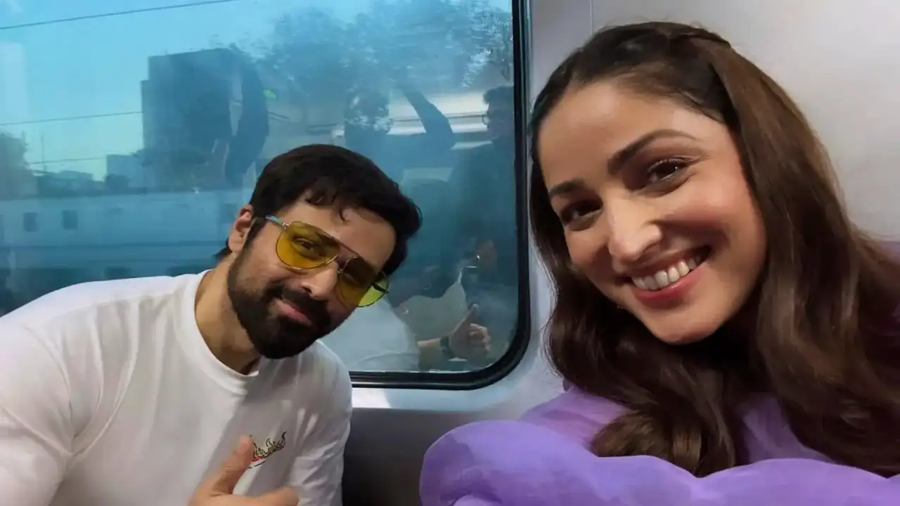 Haq Star Yami Gautam Takes First-Ever Mumbai Darshan By Local Train; Posts Selfie With Emraan Hashmi