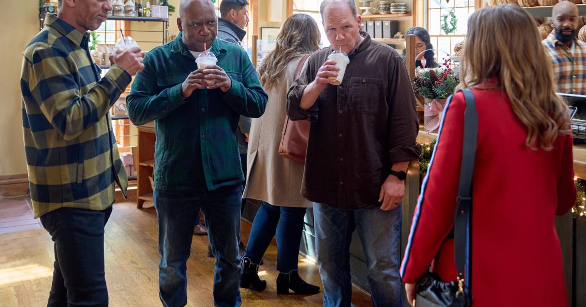 Hallmark hosts 'Peppermint Rally' in East Aurora