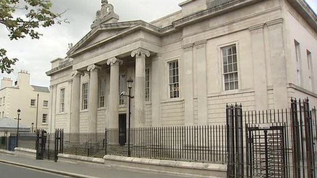 Eastwood to accept informed warning for illegal parade in support of Palestine