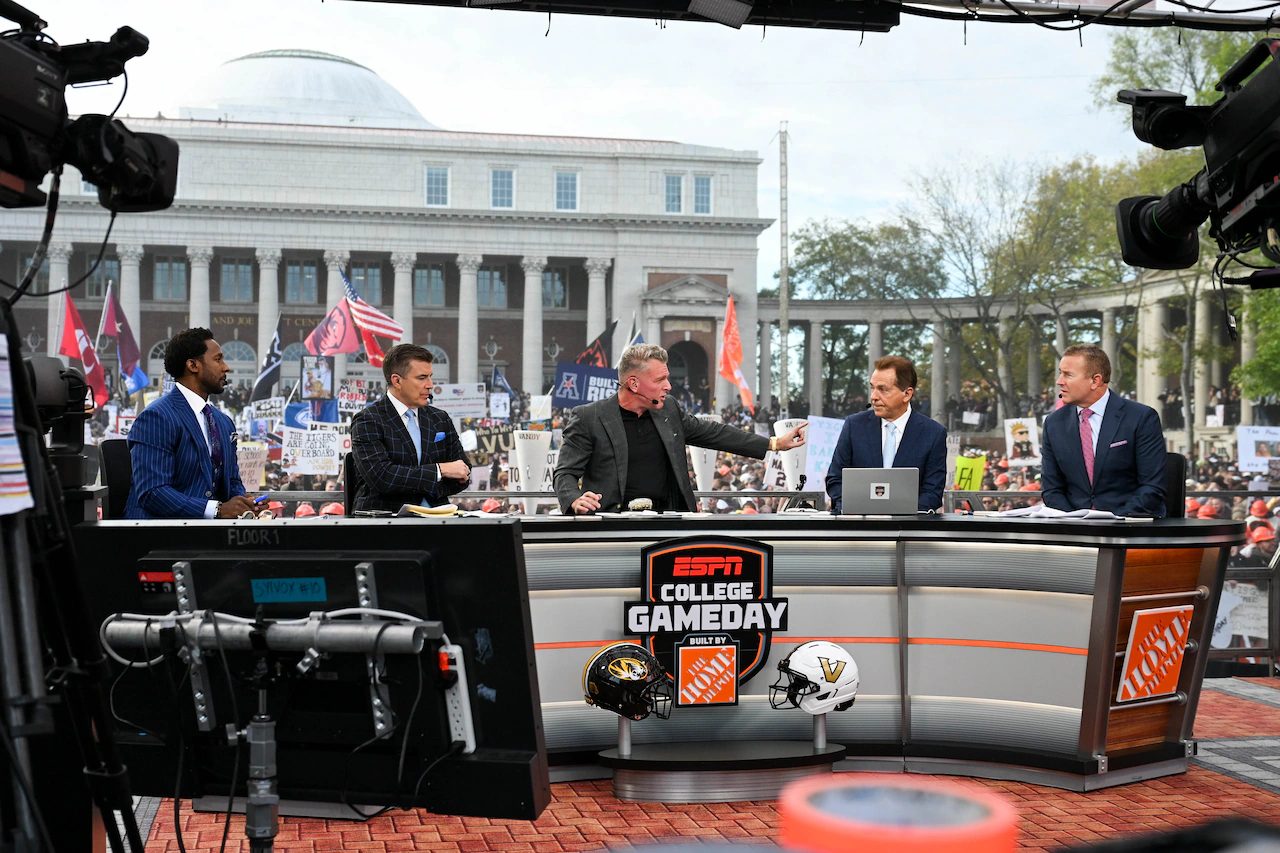 Where to watch College GameDay without YouTube TV today