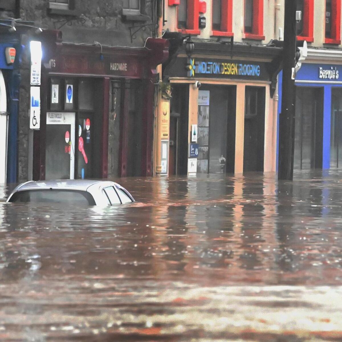 Irish people as much to blame as Government for failing to meet climate change targets, expert says